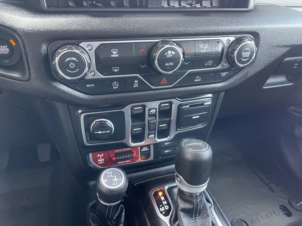 New 2026 Jeep Gladiator Sport AWD/4WD image 16
