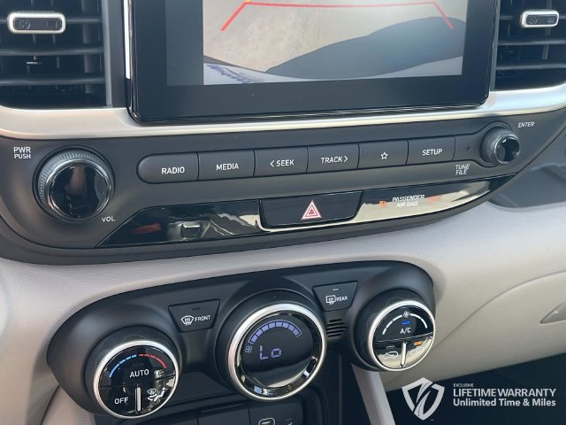 New 2026 Hyundai Venue SEL FWD image 25