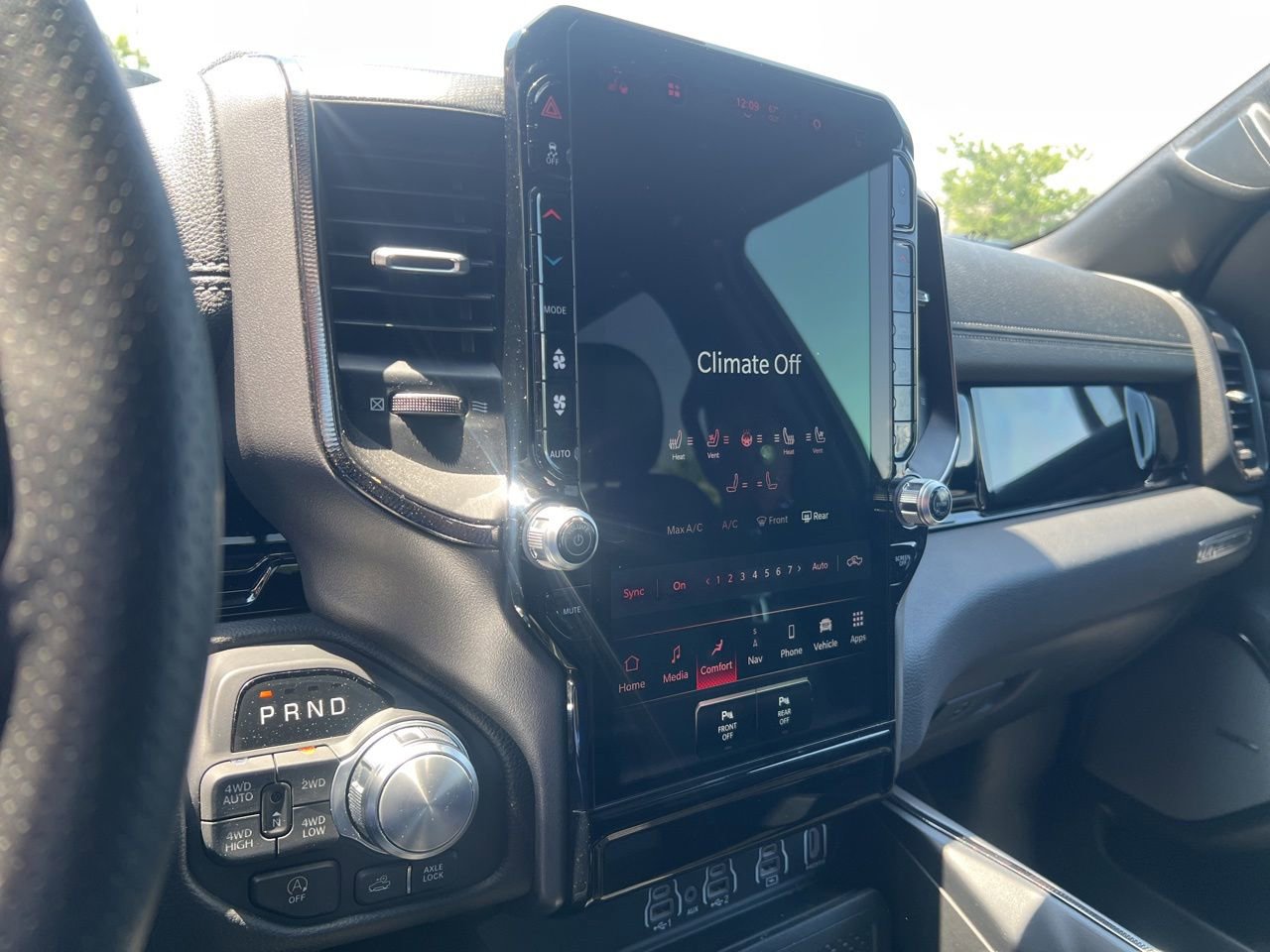 Used 2025 RAM 1500 Rebel w/ Rebel Level 2 Equipment Group AWD/4WD image 31