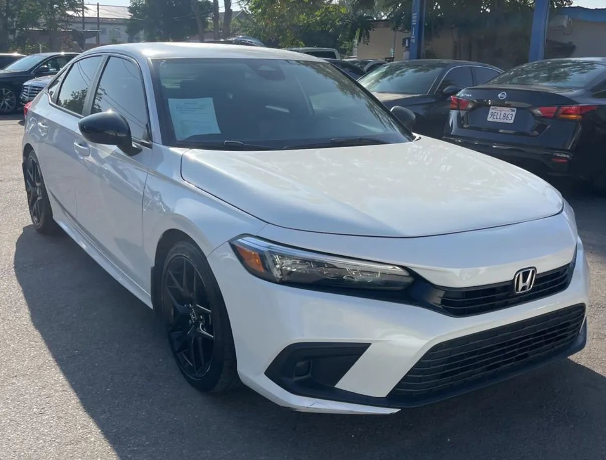 Used 2022 Honda Civic Sport image 4