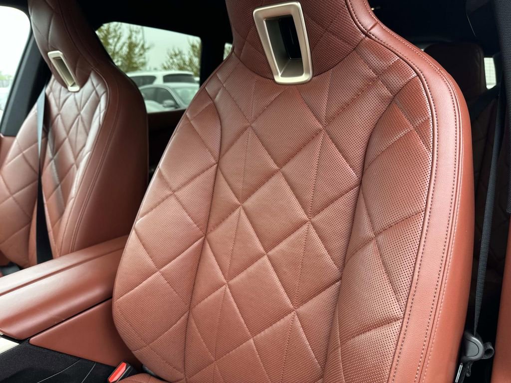 Used 2023 BMW iX xDrive50 image 25