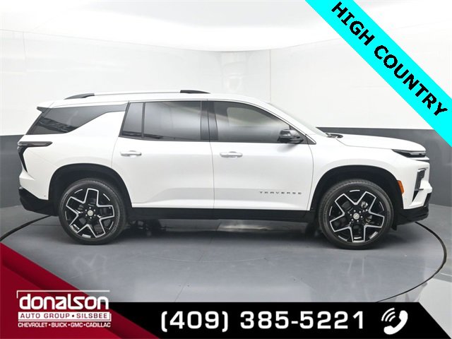 Used 2025 Chevrolet Traverse High Country