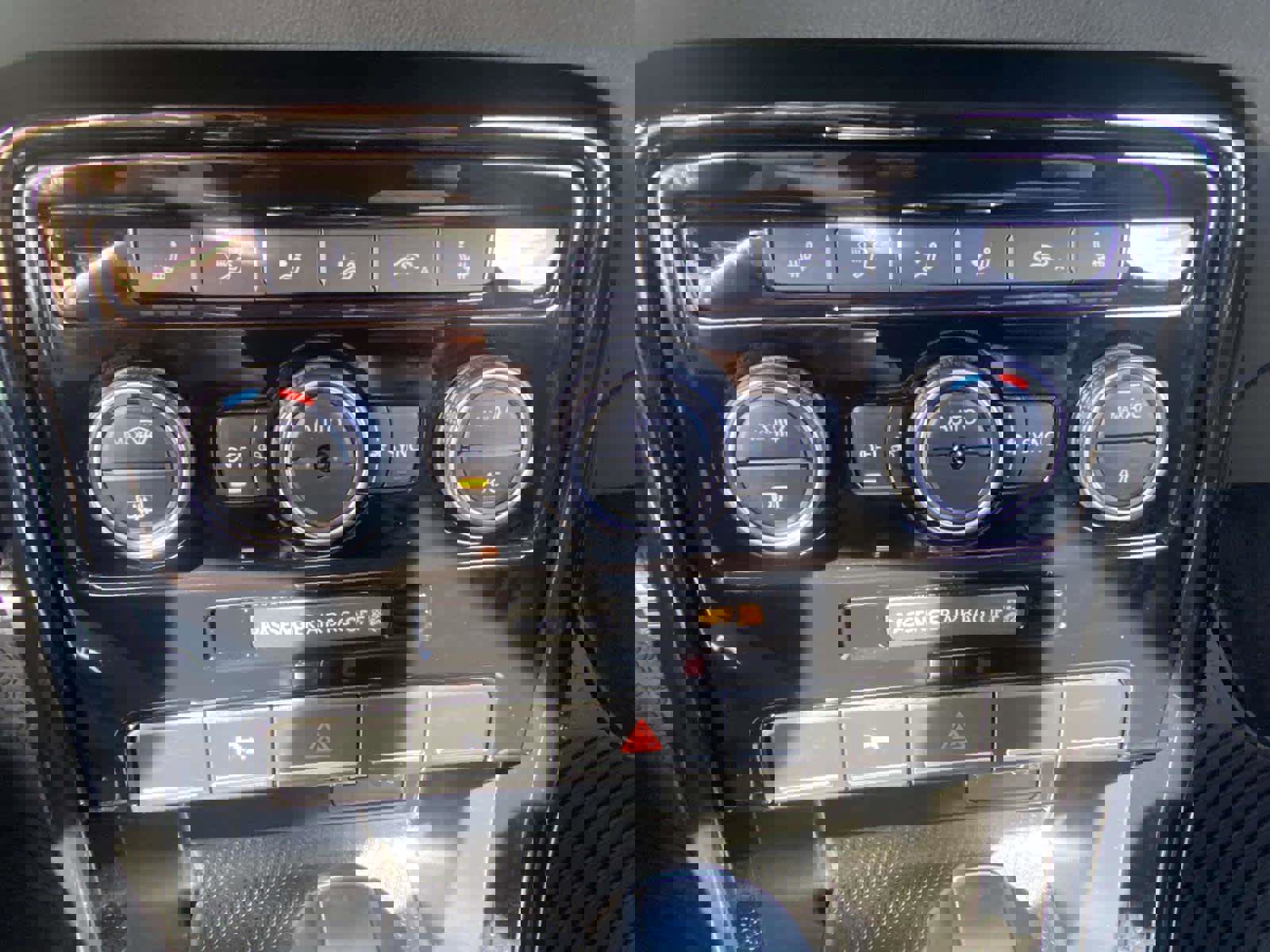 Used 2019 Volkswagen Beetle 2.0T Final Edition SEL image 17