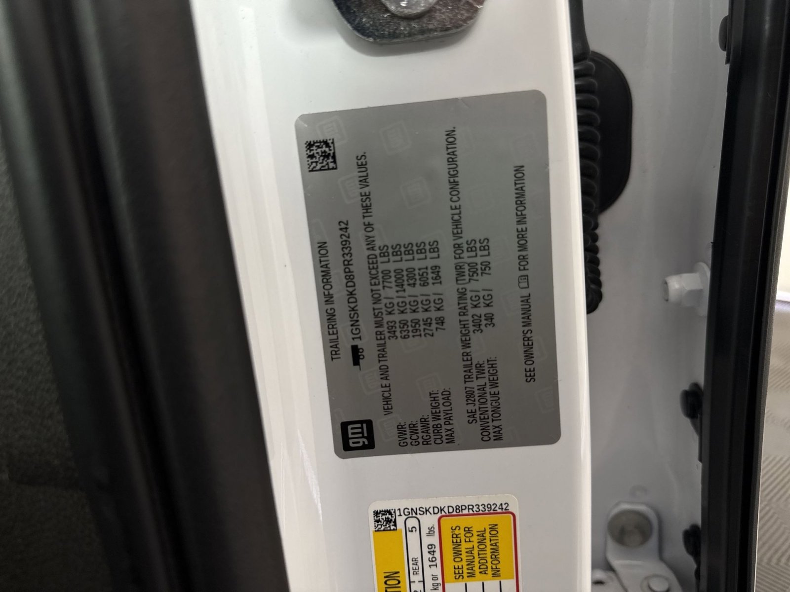 Used 2023 Chevrolet Suburban Z71 w/ Luxury Package image 30