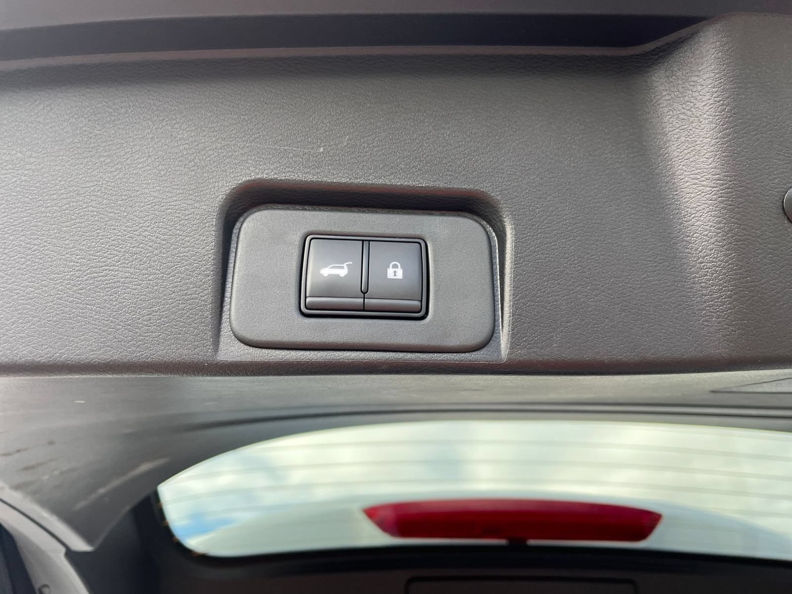 Used 2026 Nissan Rogue SL AWD/4WD image 24