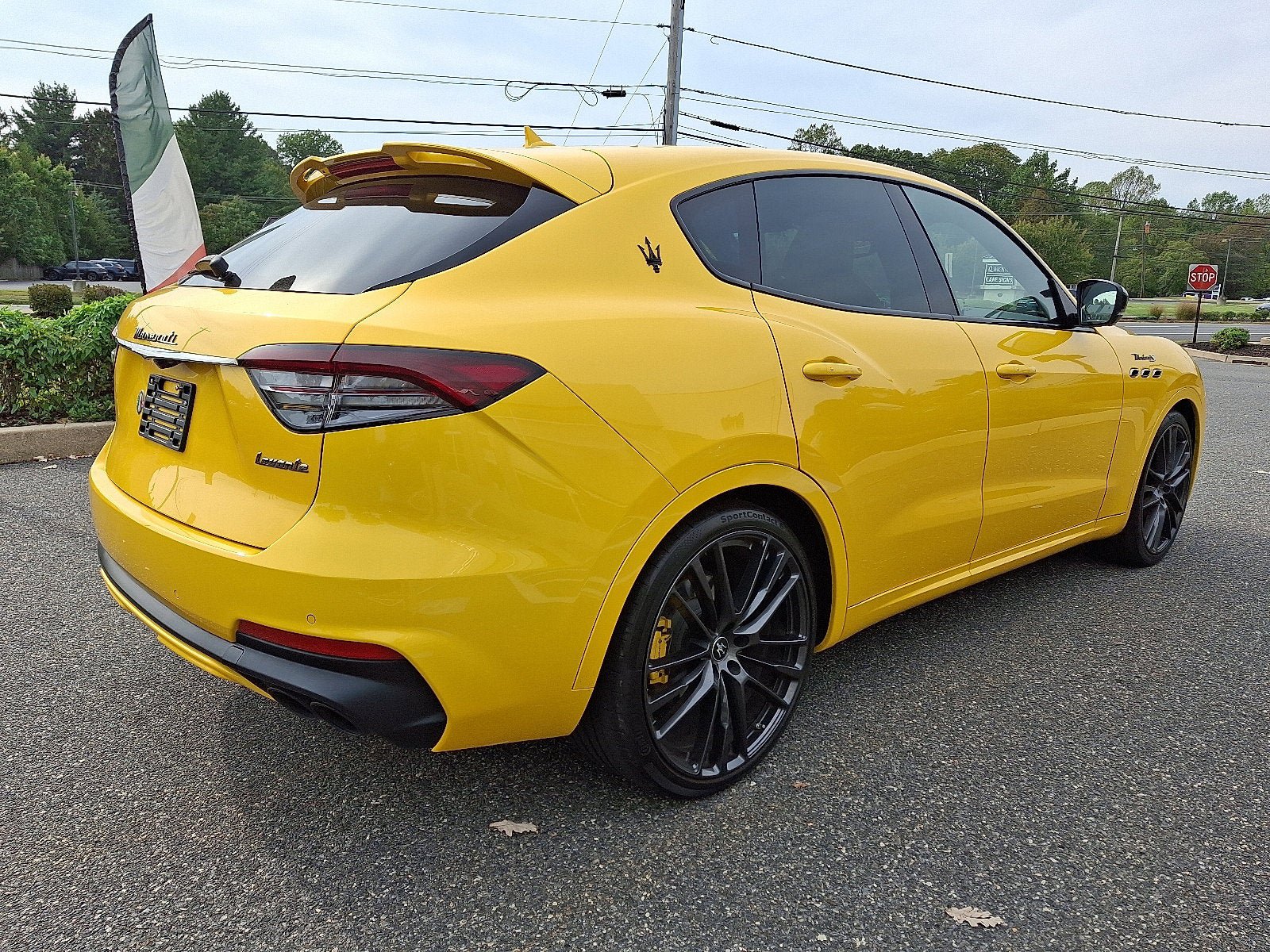 Used 2022 Maserati Levante Modena S AWD/4WD image 4