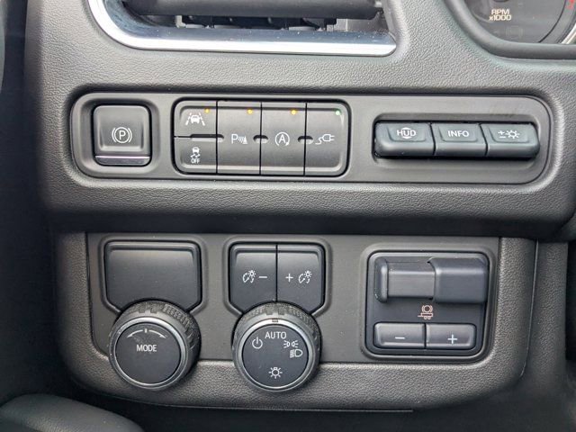 Used 2021 Chevrolet Tahoe Premier w/ Premium Package image 25