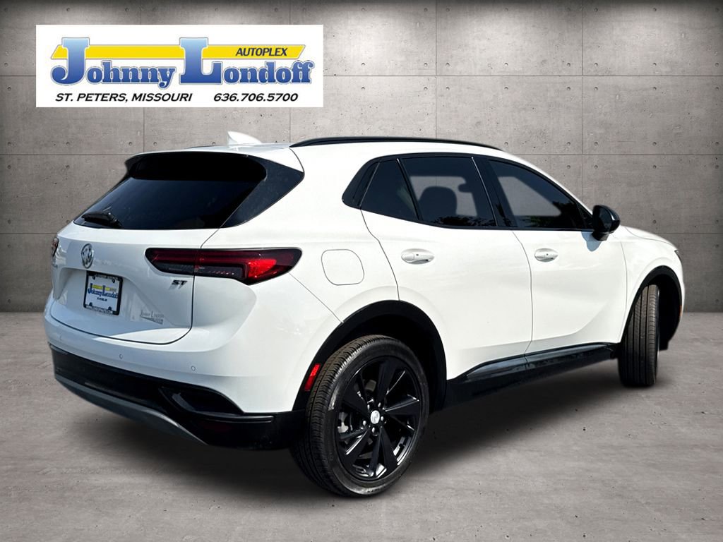 Used 2021 Buick Envision Essence w/ Technology Package I image 2