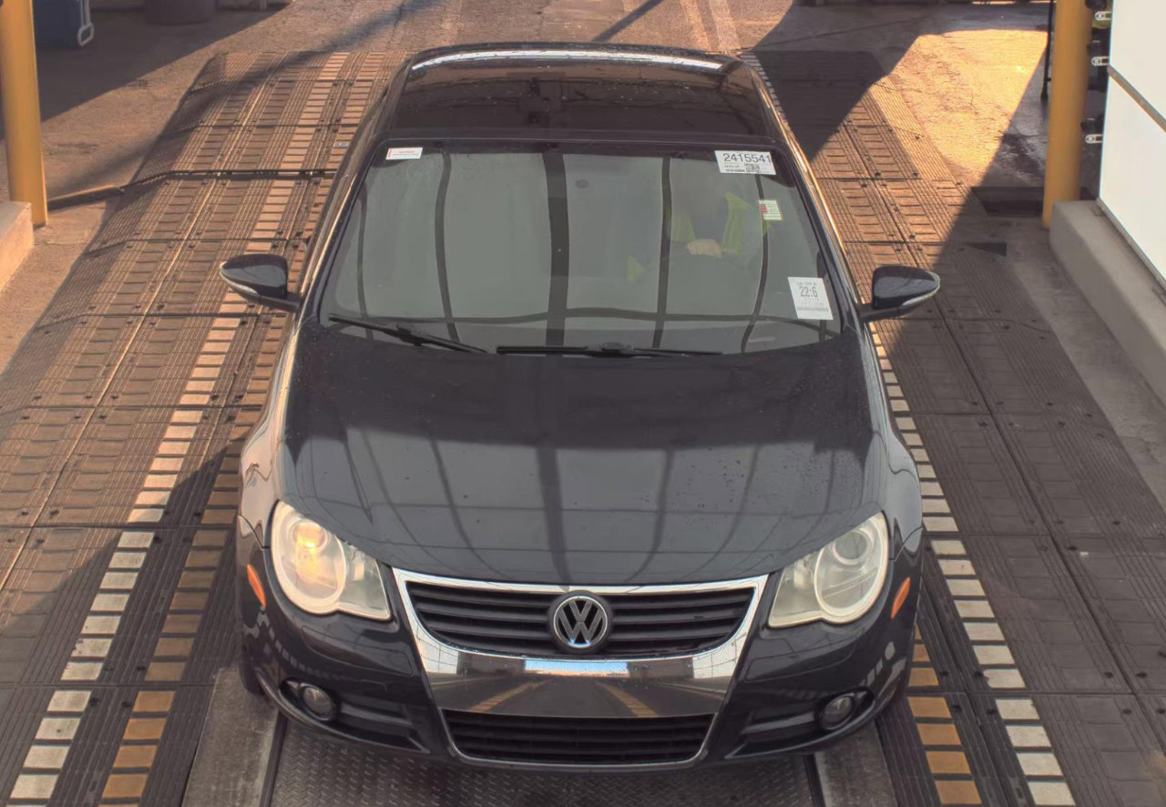 Used 2010 Volkswagen Eos Komfort image 7