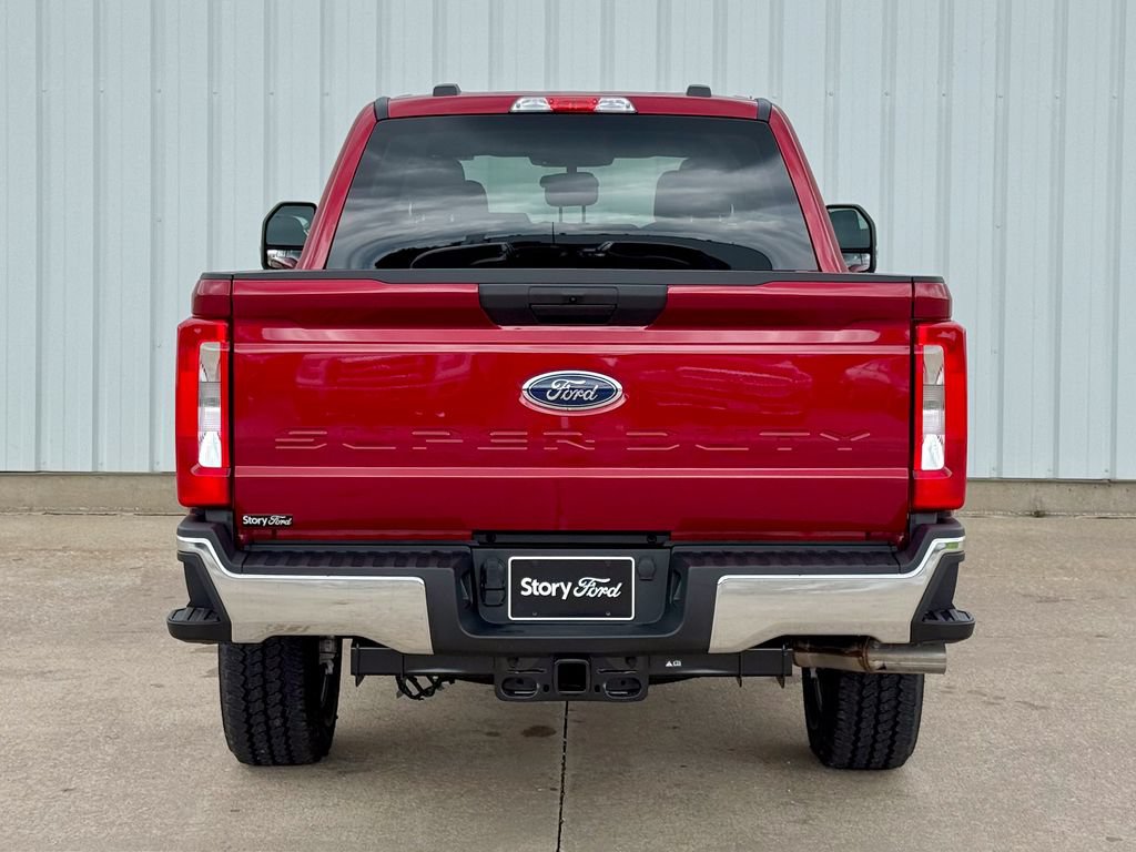 New 2026 Ford F250 XLT w/ FX4 Off-Road Package AWD/4WD image 5