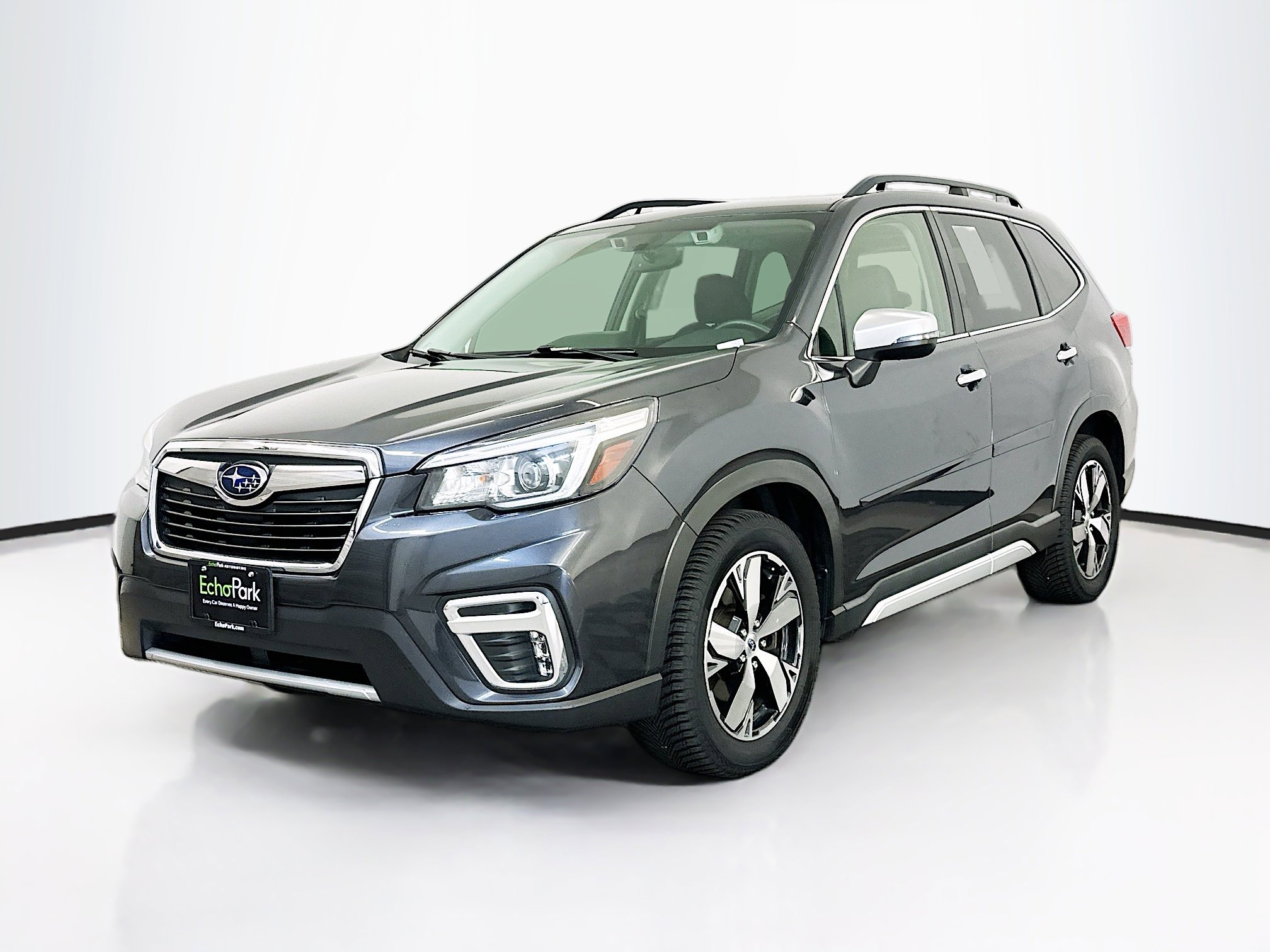 Used 2019 Subaru Forester Touring image 3