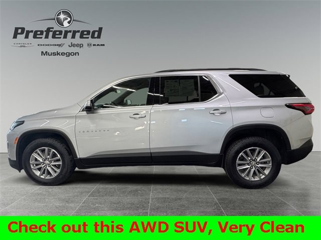 Used 2022 Chevrolet Traverse LT image 12