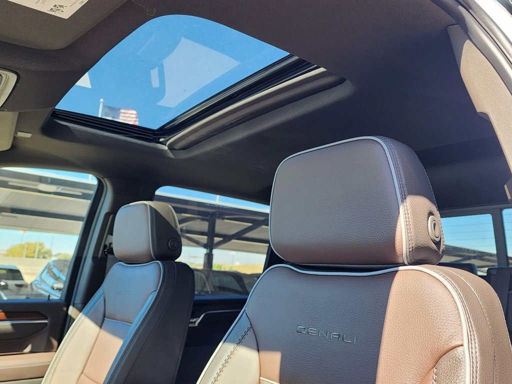 New 2026 GMC Sierra 2500 Denali w/ Denali Reserve Package image 19