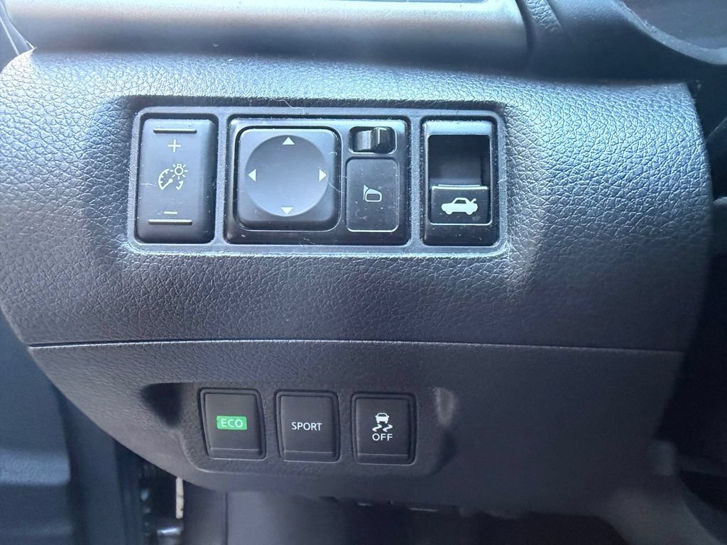 Used 2015 Nissan Sentra S FWD image 15