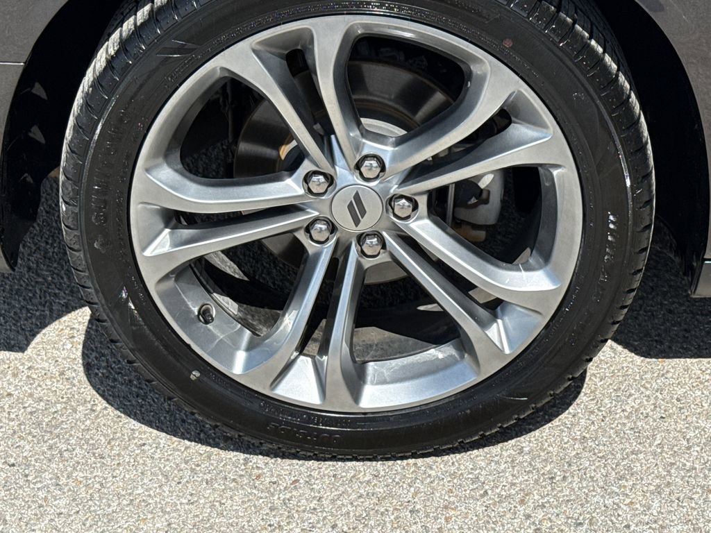 Used 2021 Dodge Challenger R/T RWD image 10
