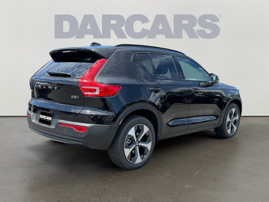 New 2026 Volvo XC40 B5 Plus w/ Protection Package Premier AWD/4WD image 4