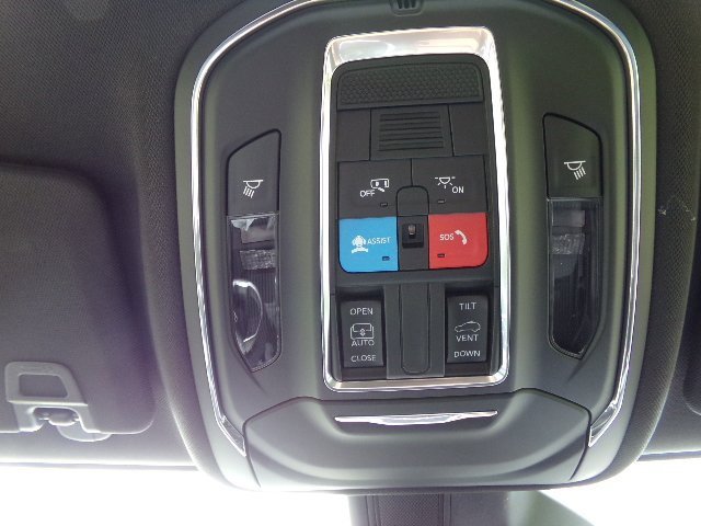 New 2024 Jeep Grand Cherokee L Laredo w/ Trailer Tow Package image 17