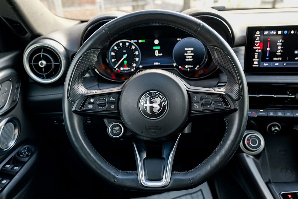 New 2024 Alfa Romeo Tonale Ti image 42
