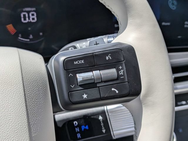 Used 2026 Hyundai Santa Fe SEL FWD image 23