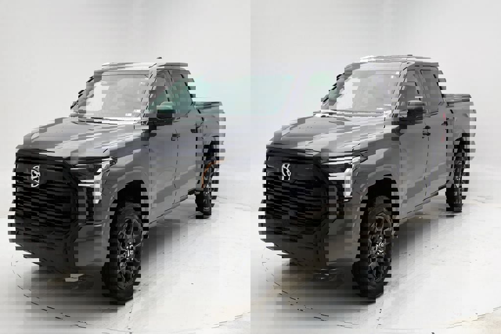Used 2023 Toyota Tundra SR image 5