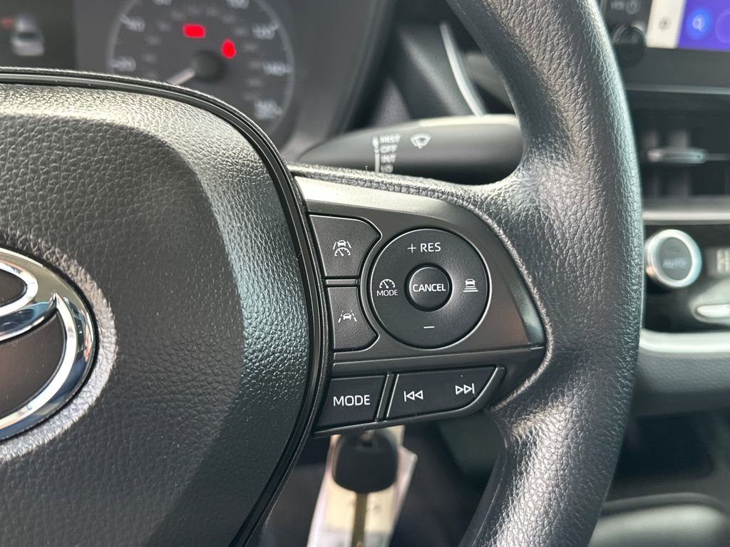 Certified 2025 Toyota Corolla LE image 23