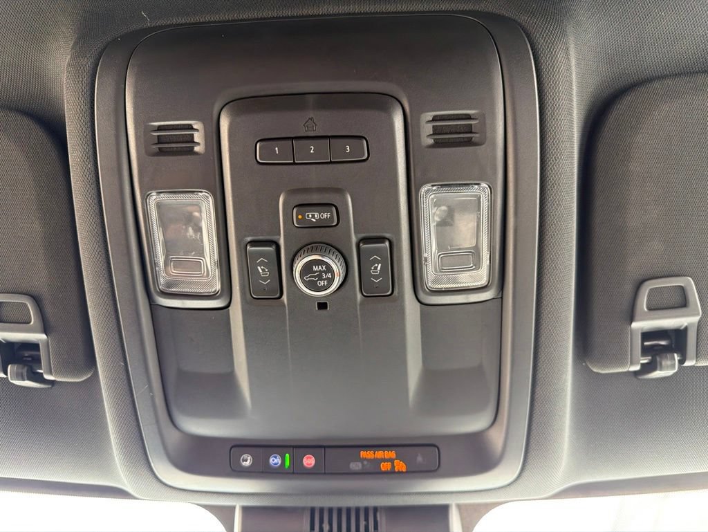 Used 2024 Chevrolet Tahoe Z71 w/ Z71 Off-Road Package AWD/4WD image 23