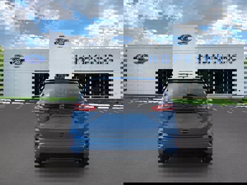 New 2024 Ford Edge SE w/ Black Appearance Package image 5