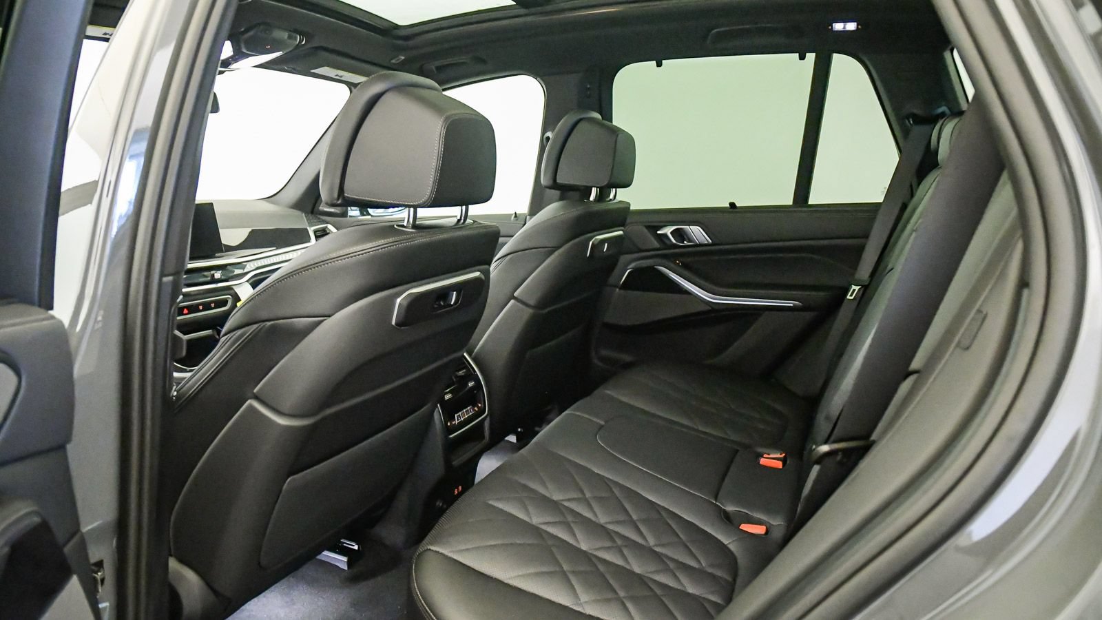 New 2026 BMW X5 xDrive40i AWD/4WD image 22