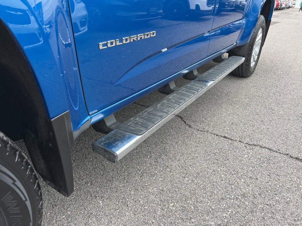 Used 2022 Chevrolet Colorado LT w/ Chrome Appearance Package image 31