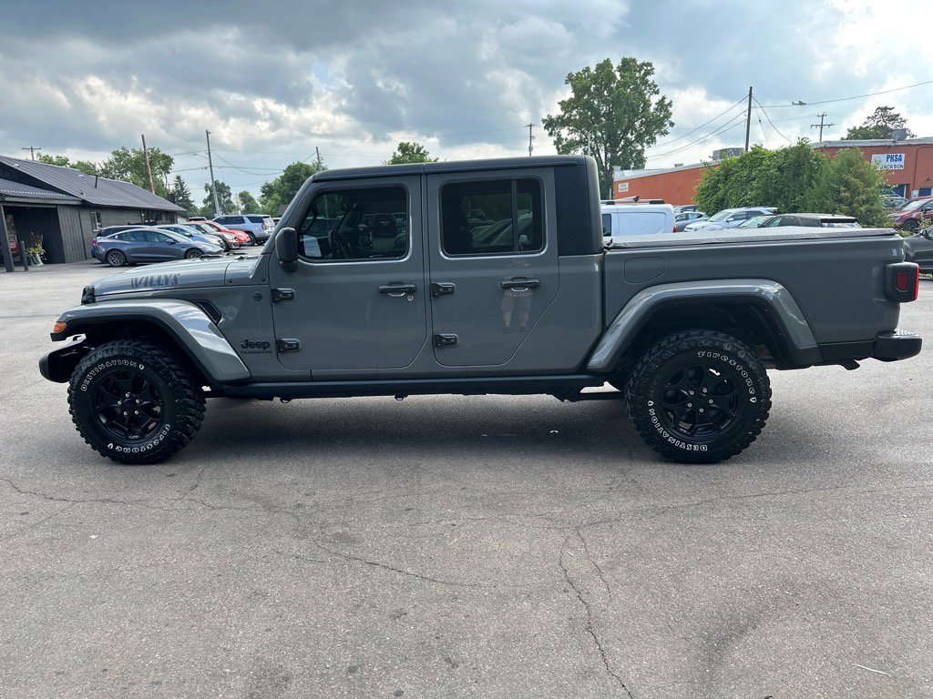 Used 2022 Jeep Gladiator Willys image 6