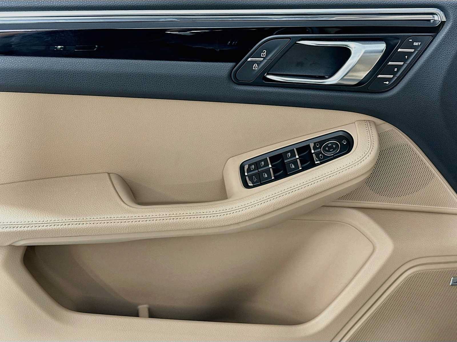 New 2026 Porsche Macan S AWD/4WD image 11