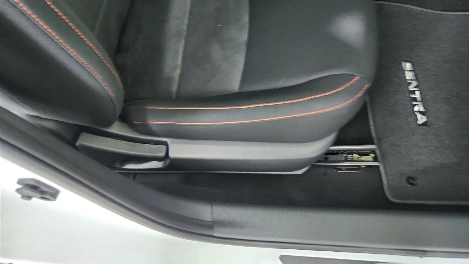 New 2025 Nissan Sentra SR image 26