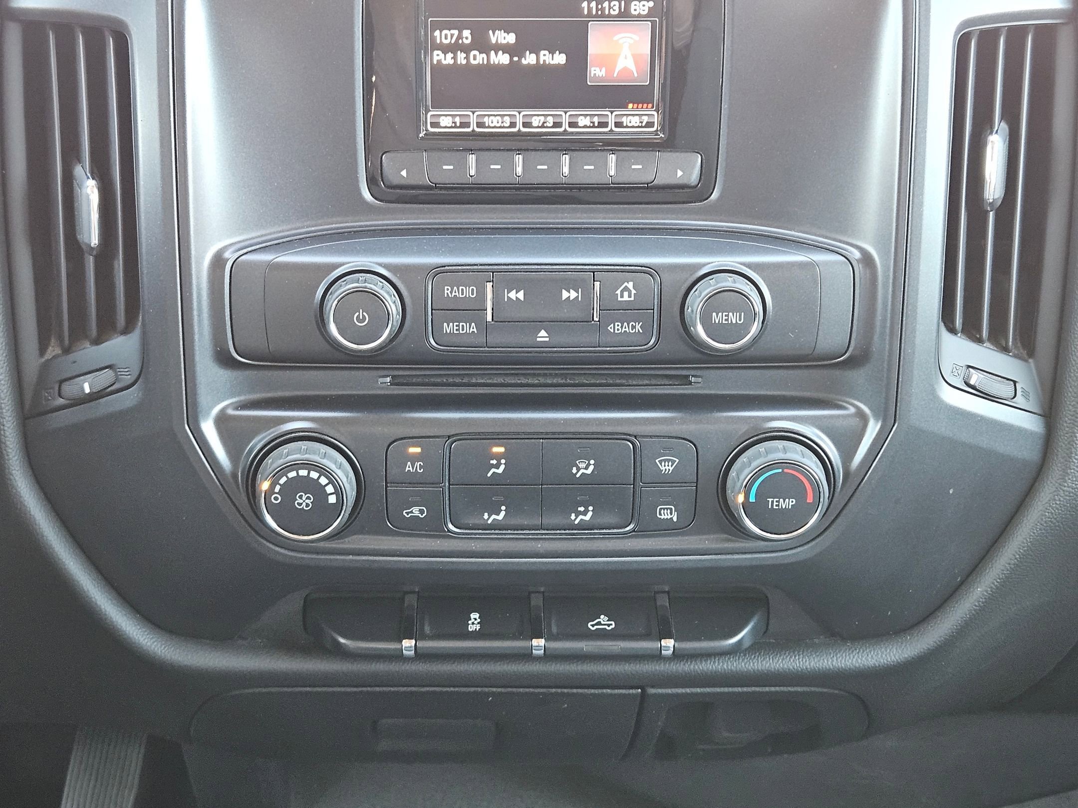 Used 2015 GMC Sierra 1500 4x4 Crew Cab image 19