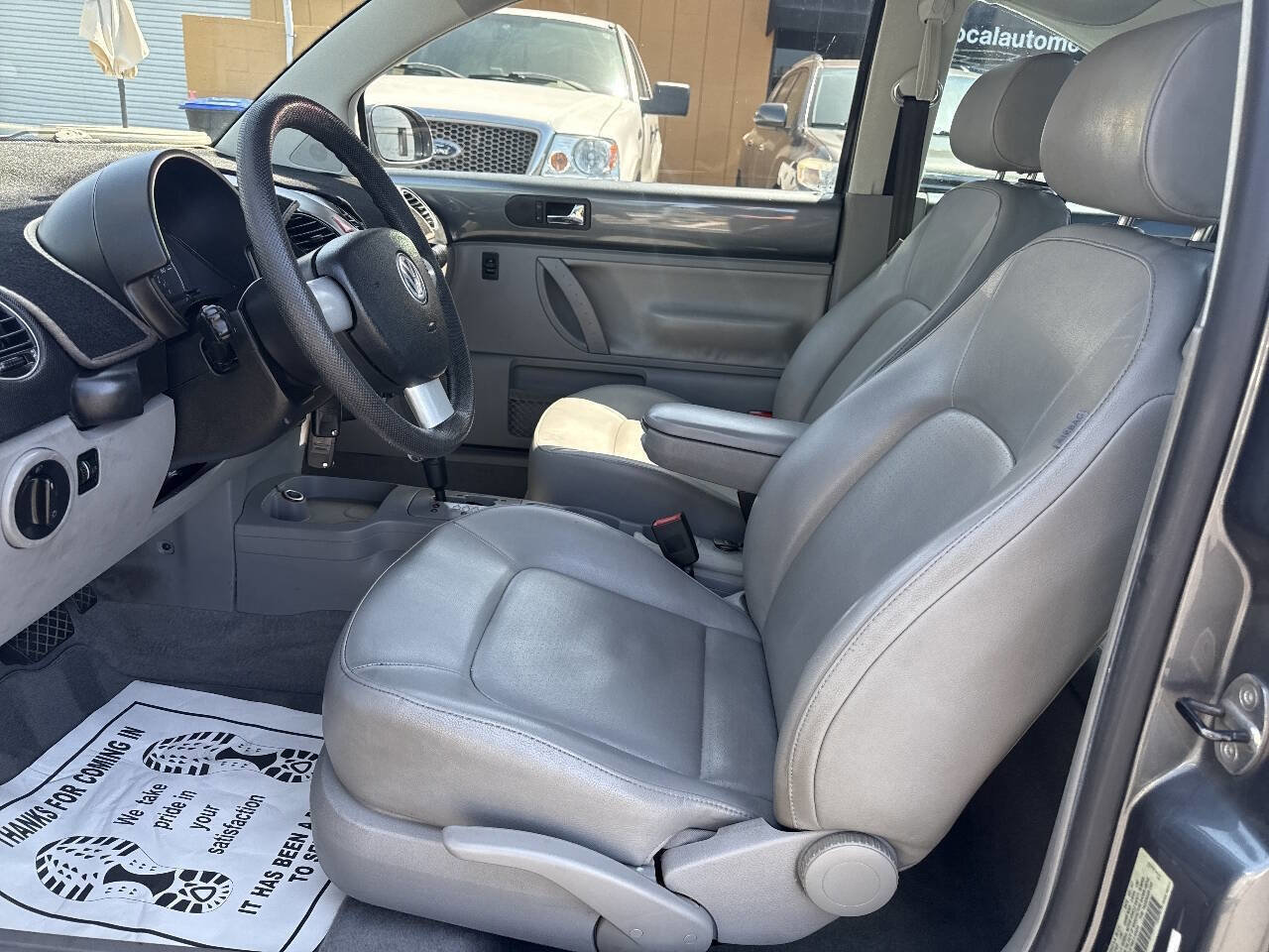 Used 2007 Volkswagen Beetle Coupe w/ Package 1 image 12