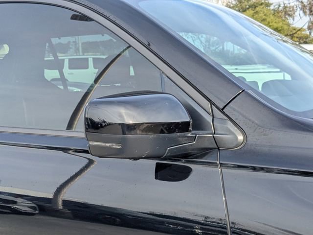 Used 2025 Honda Pilot TrailSport image 15