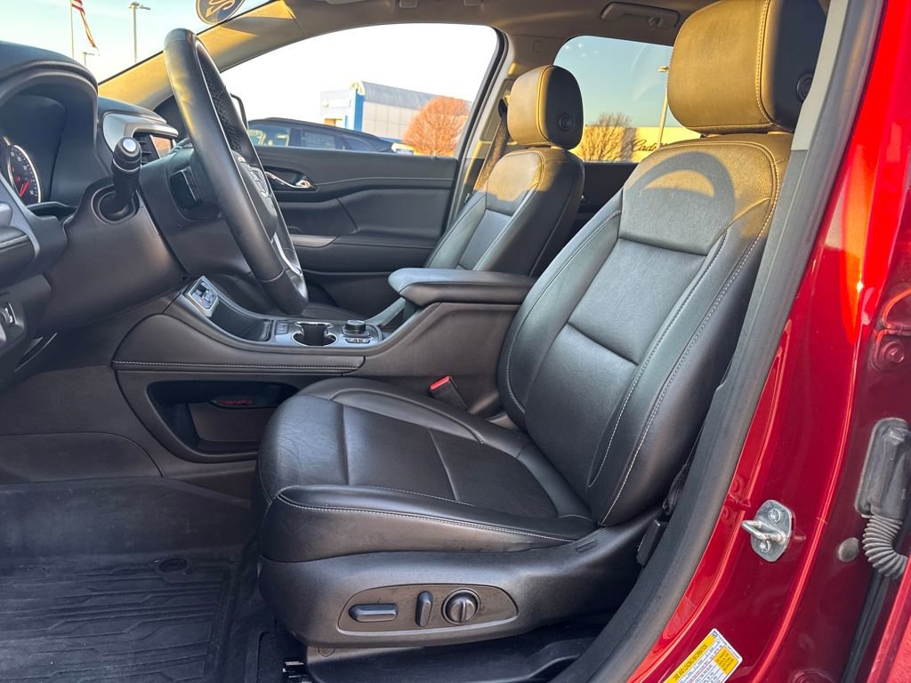 Used 2023 GMC Acadia SLT image 18