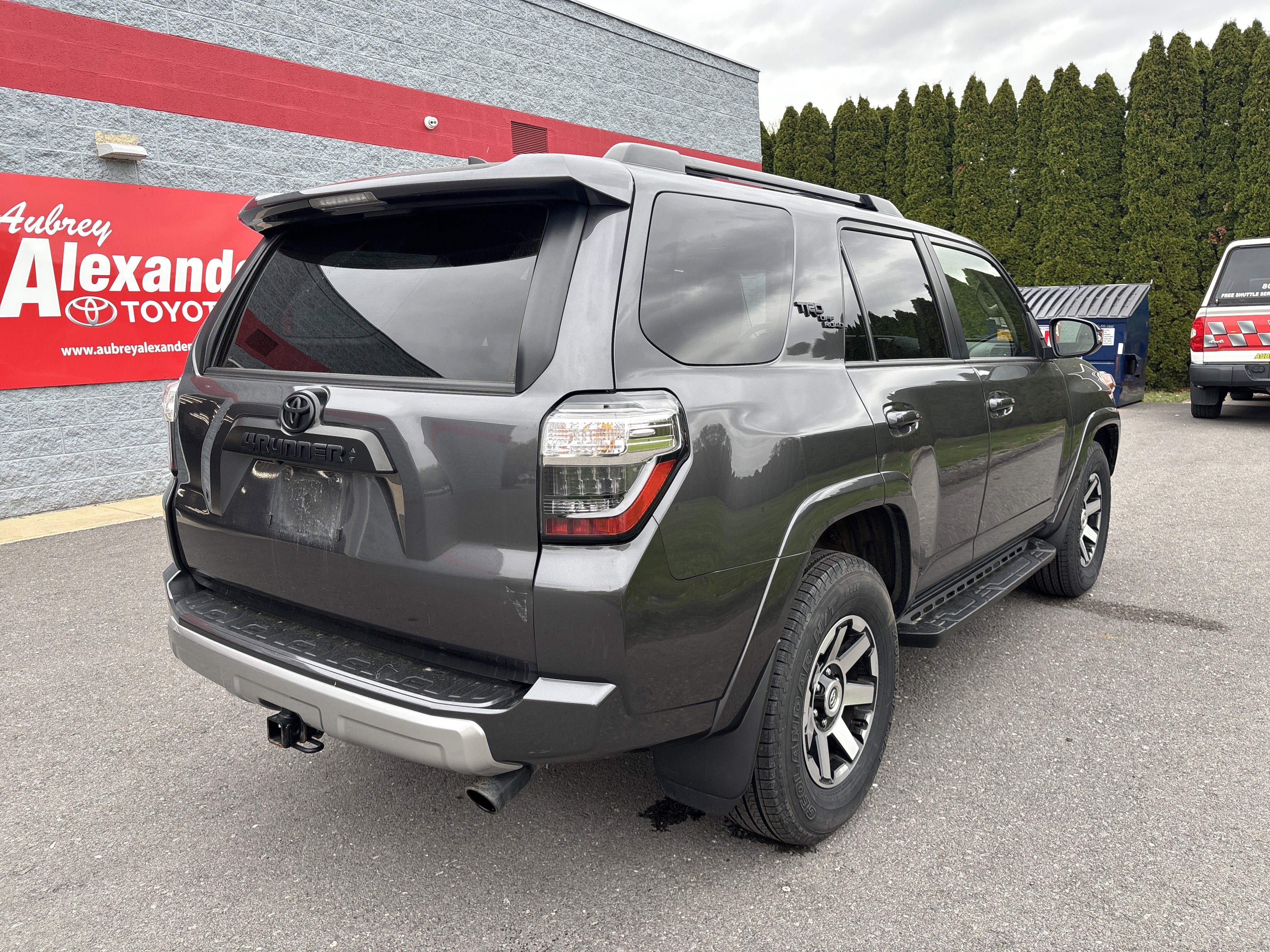 Certified 2023 Toyota 4Runner TRD Off-Road Premium w/ Off Road Premium Plus Package AWD/4WD image 3