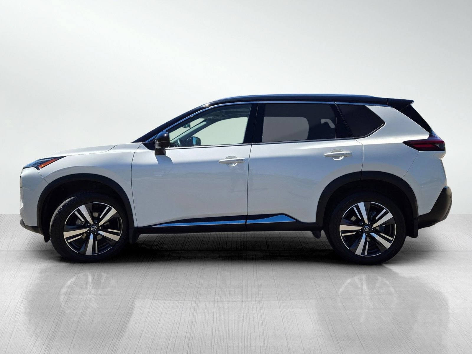 Used 2021 Nissan Rogue SL FWD image 10