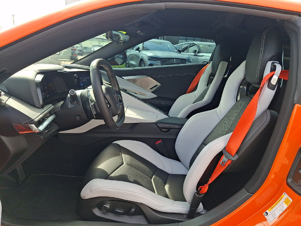 Used 2022 Chevrolet Corvette Stingray Preferred Cpe w/ Z51 Performance Package RWD image 14