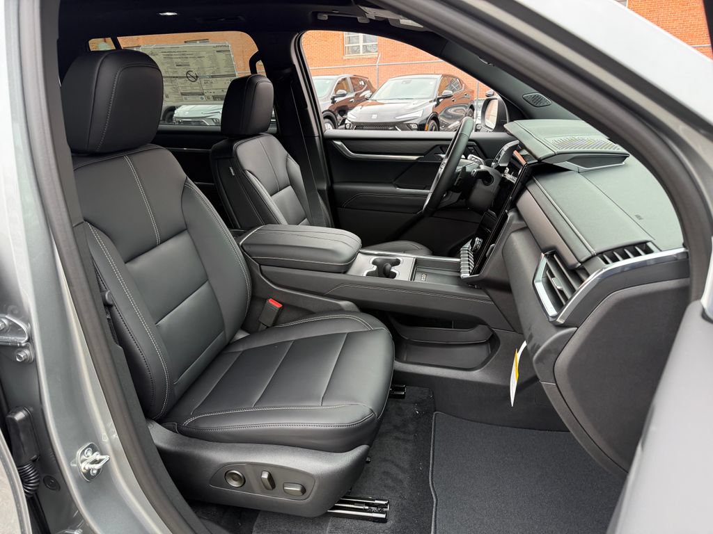 New 2026 GMC Acadia Elevation w/ Black Edition FWD image 24
