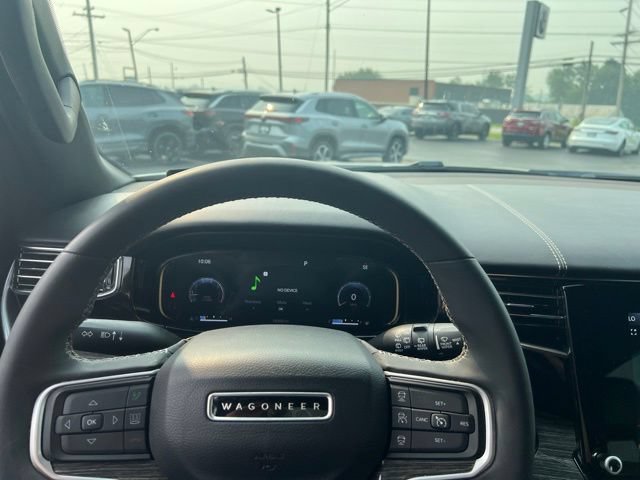 Used 2022 Jeep Wagoneer Series II AWD/4WD image 19