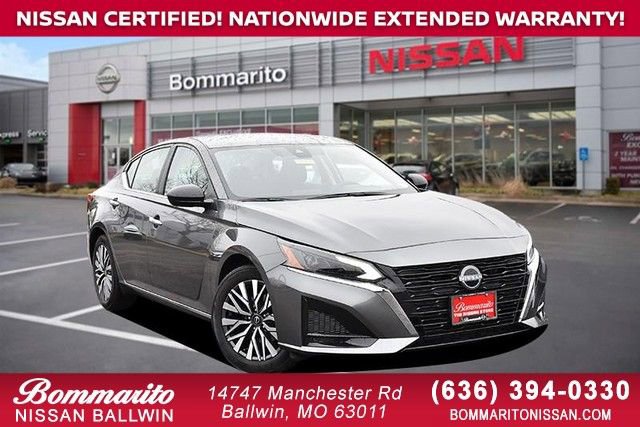 Certified 2025 Nissan Altima 2.5 SV image 1