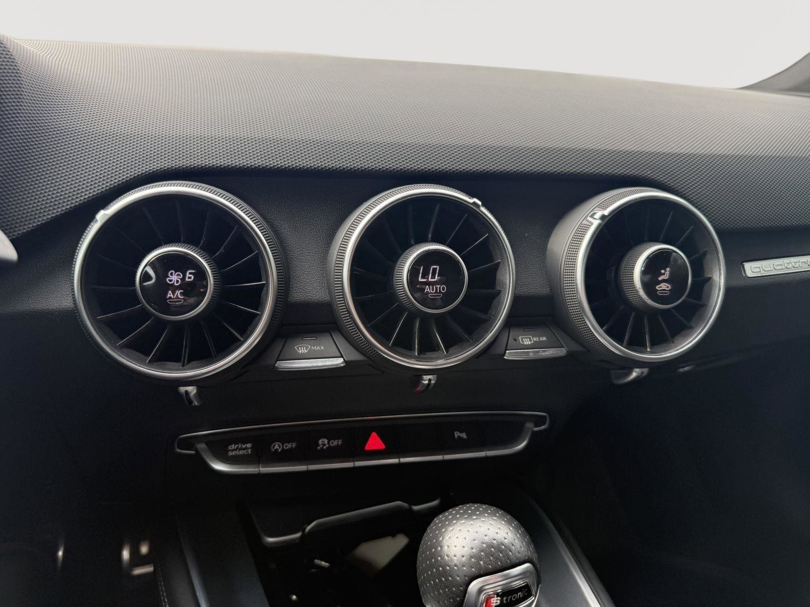 Used 2019 Audi TT 2.0T w/ Technology Package image 16