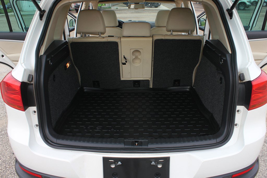 Used 2013 Volkswagen Tiguan SEL AWD/4WD image 40