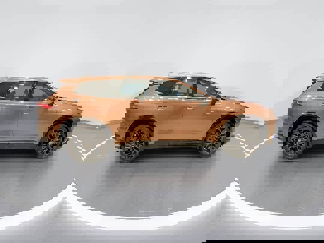 Used 2025 Toyota Crown Signia Limited image 9