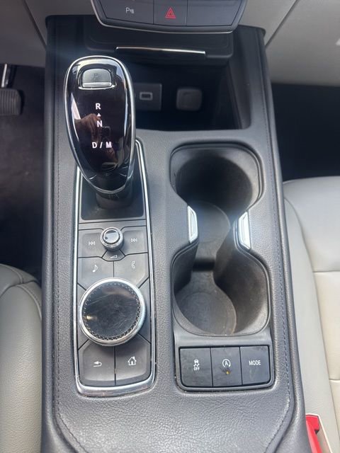 Used 2022 Cadillac XT4 Luxury AWD/4WD image 17