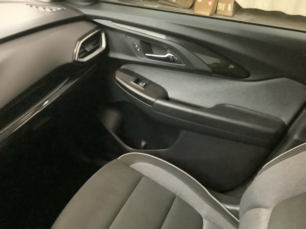 Used 2022 Chevrolet TrailBlazer LS FWD image 21