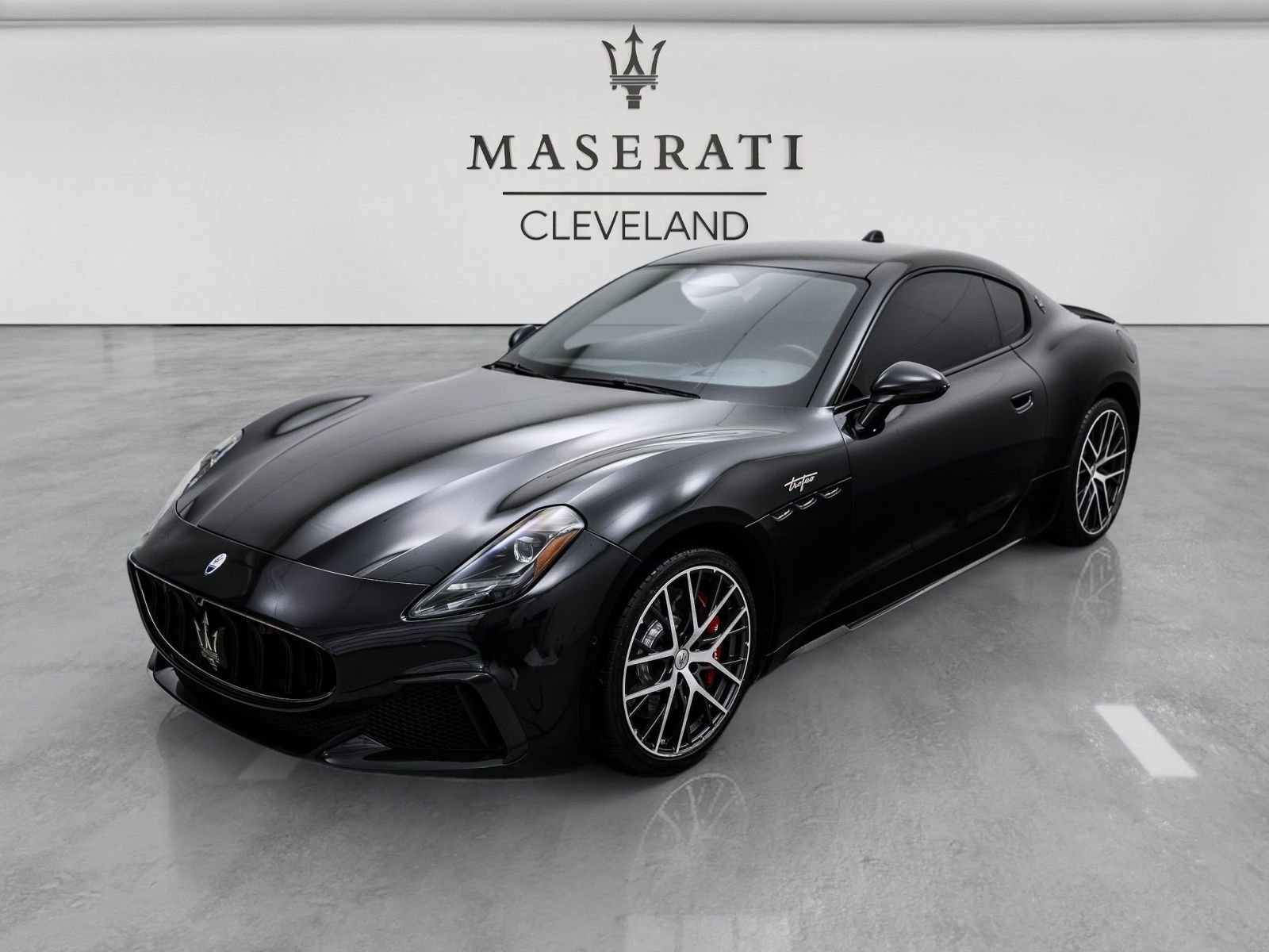 Used 2024 Maserati GranTurismo Trofeo AWD/4WD image 3