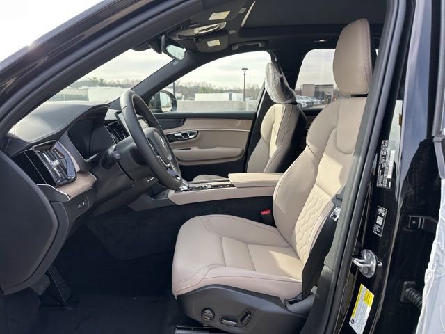 New 2026 Volvo XC90 T8 Plus w/ Protection Package Premier image 14