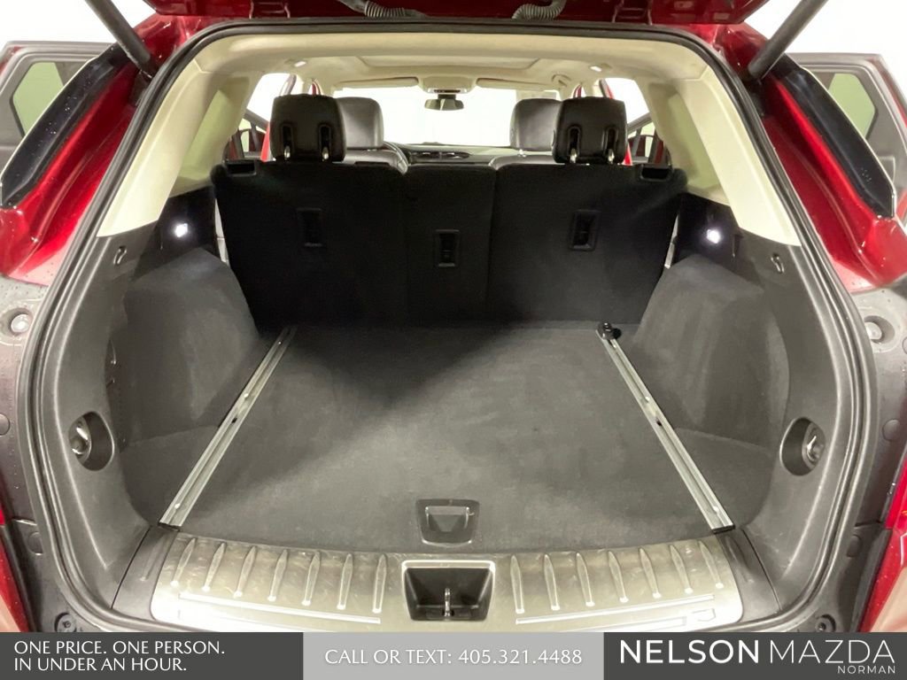Used 2019 Cadillac XT5 Premium Luxury FWD image 13